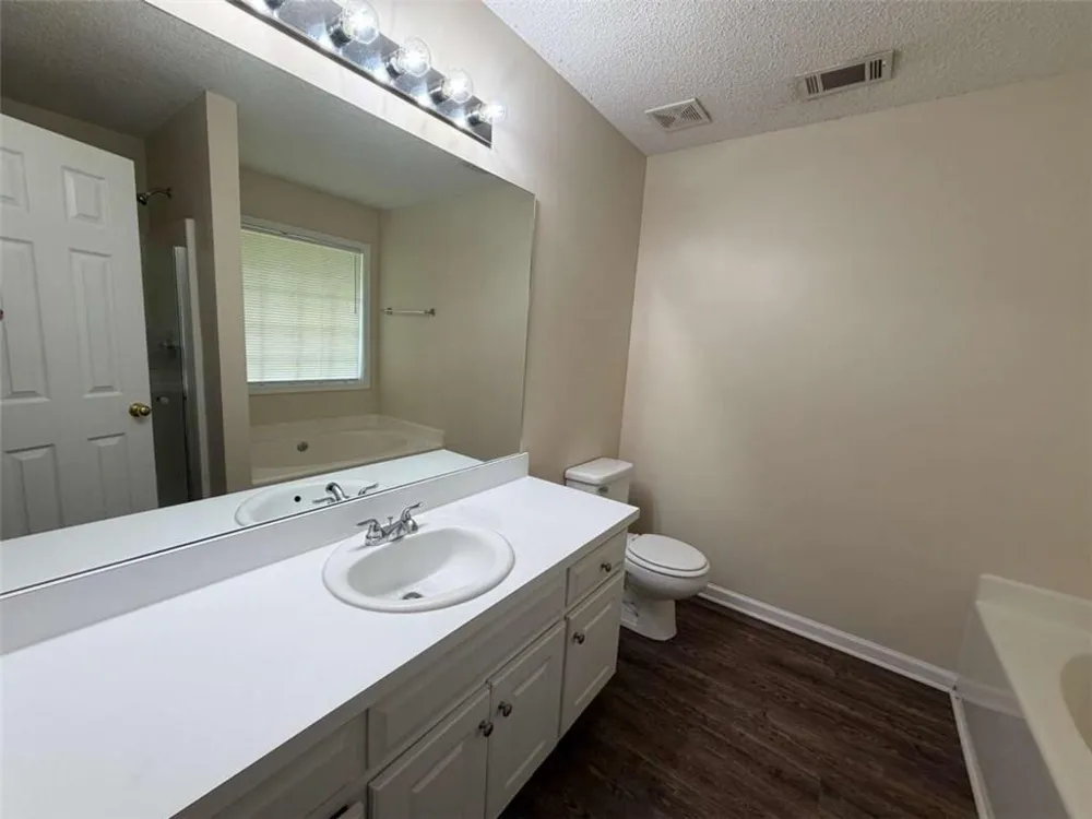 211 Ravenwood Court Bethlehem, GA 30620