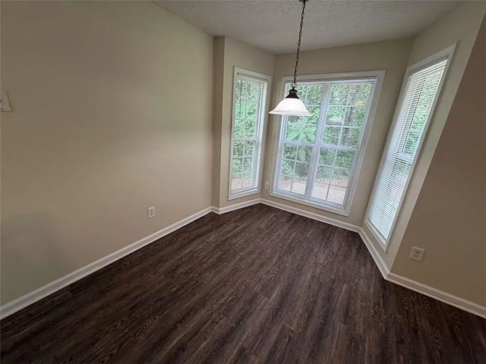 211 Ravenwood Court Bethlehem, GA 30620