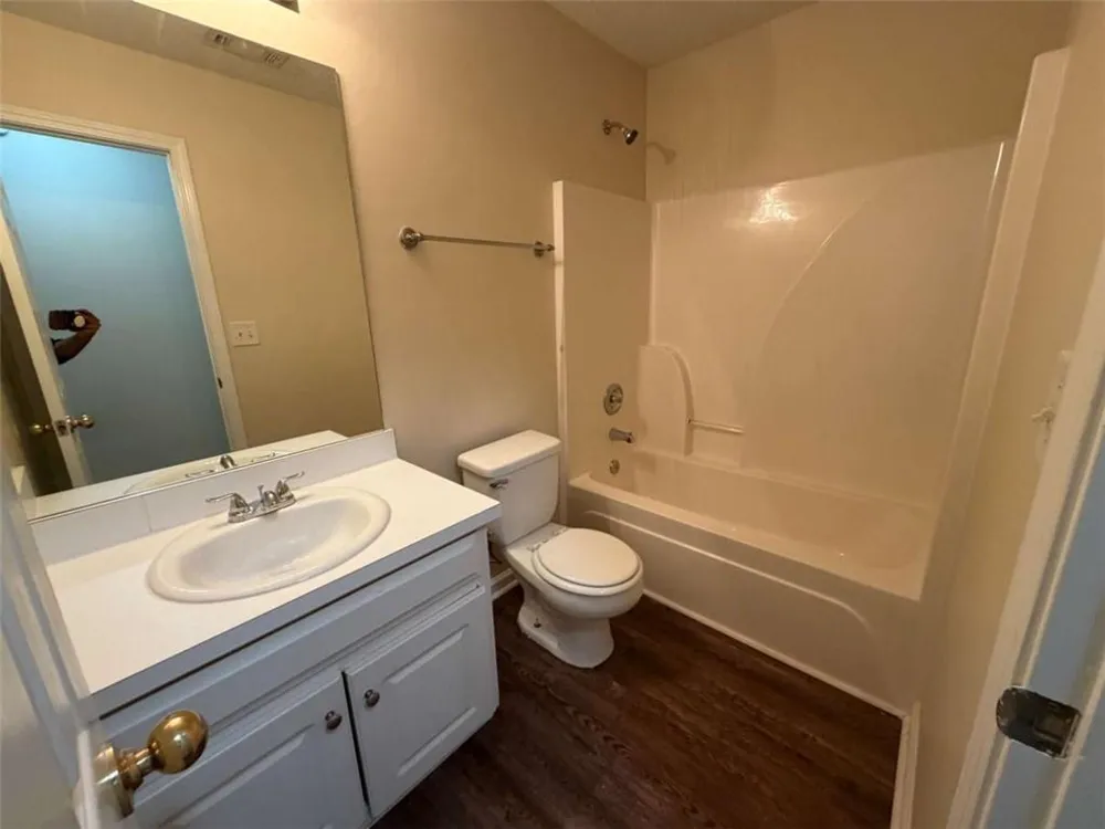 211 Ravenwood Court Bethlehem, GA 30620