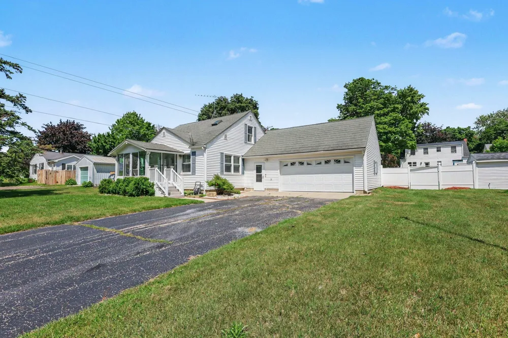 728 Ohio Avenue Fremont City, MI 49412
