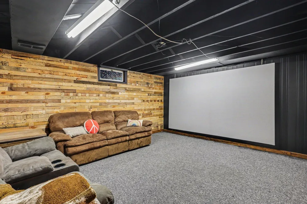 728 Ohio Avenue Fremont City, MI 49412