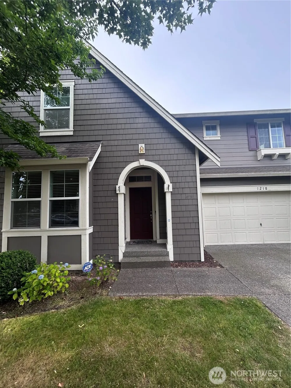 1218 32nd Street NE Auburn, WA 98002