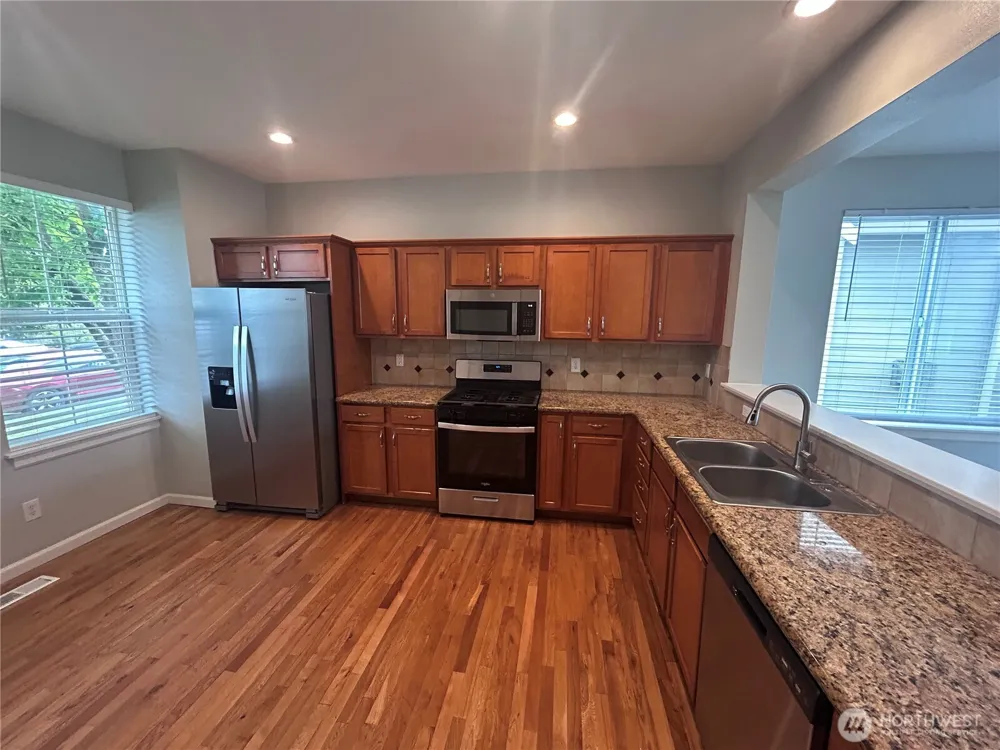 1218 32nd Street NE Auburn, WA 98002
