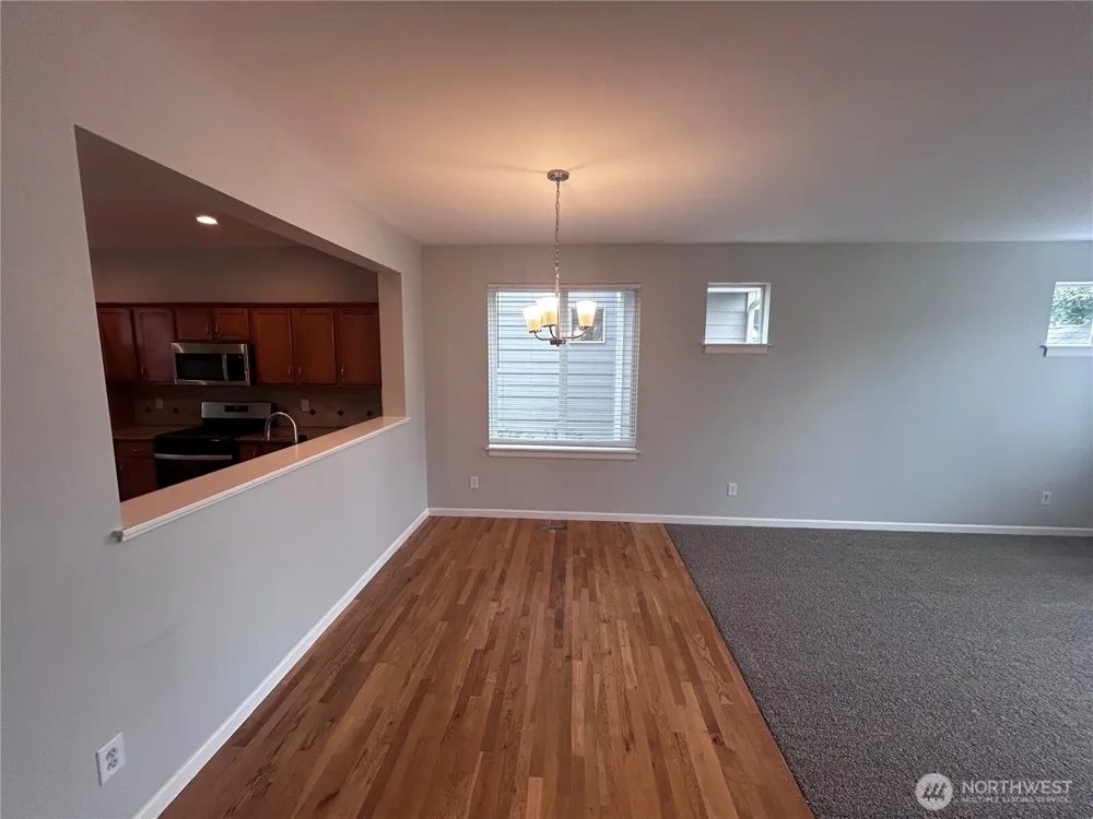 1218 32nd Street NE Auburn, WA 98002