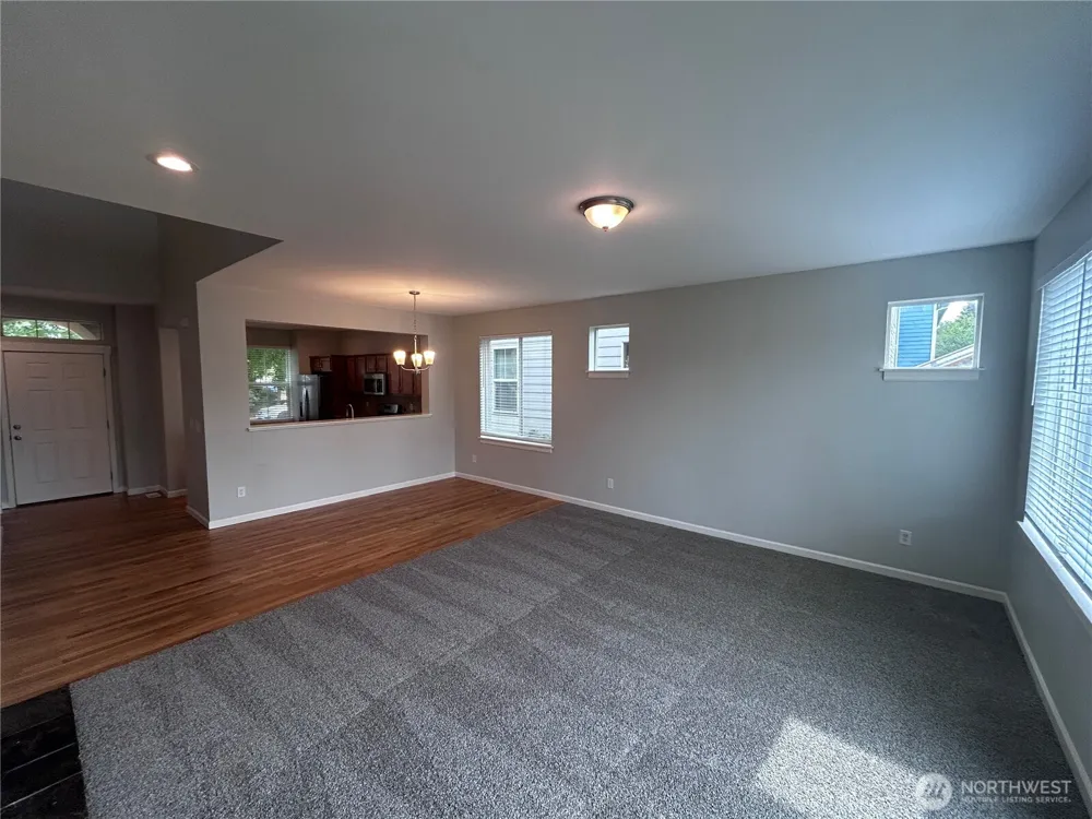 1218 32nd Street NE Auburn, WA 98002