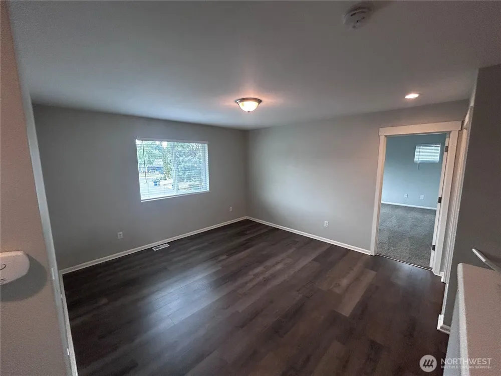 1218 32nd Street NE Auburn, WA 98002