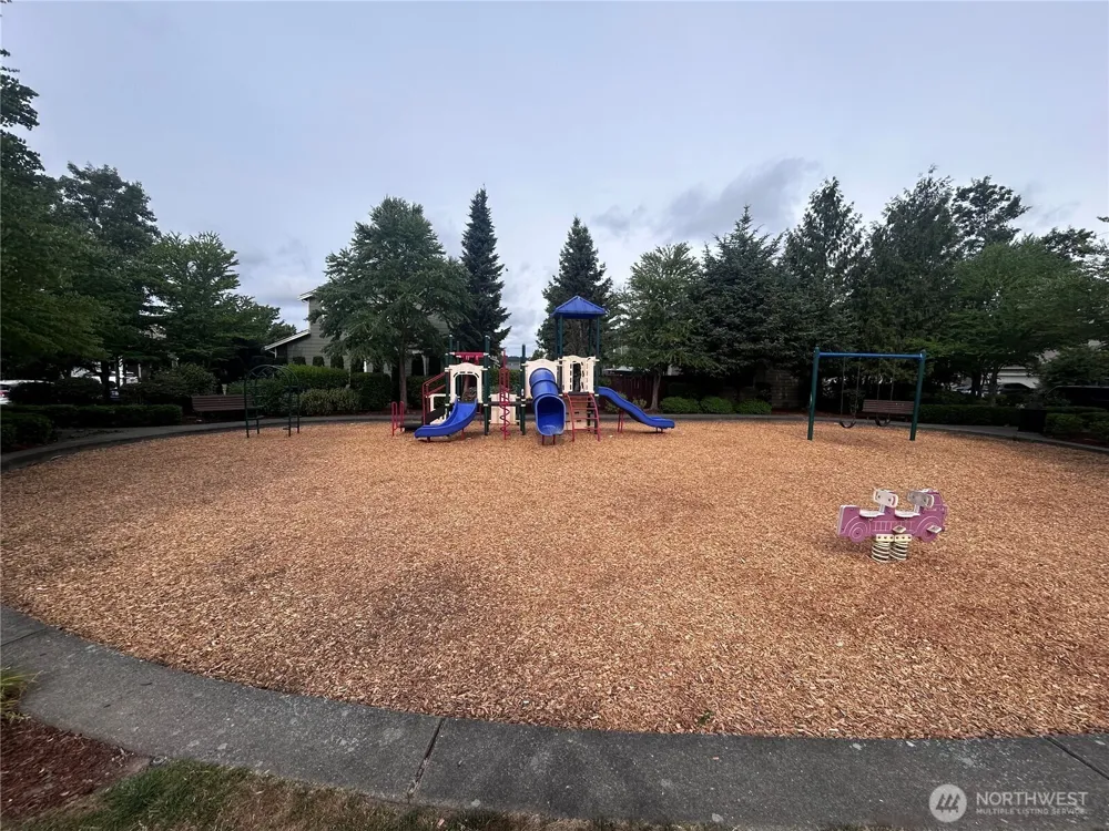1218 32nd Street NE Auburn, WA 98002