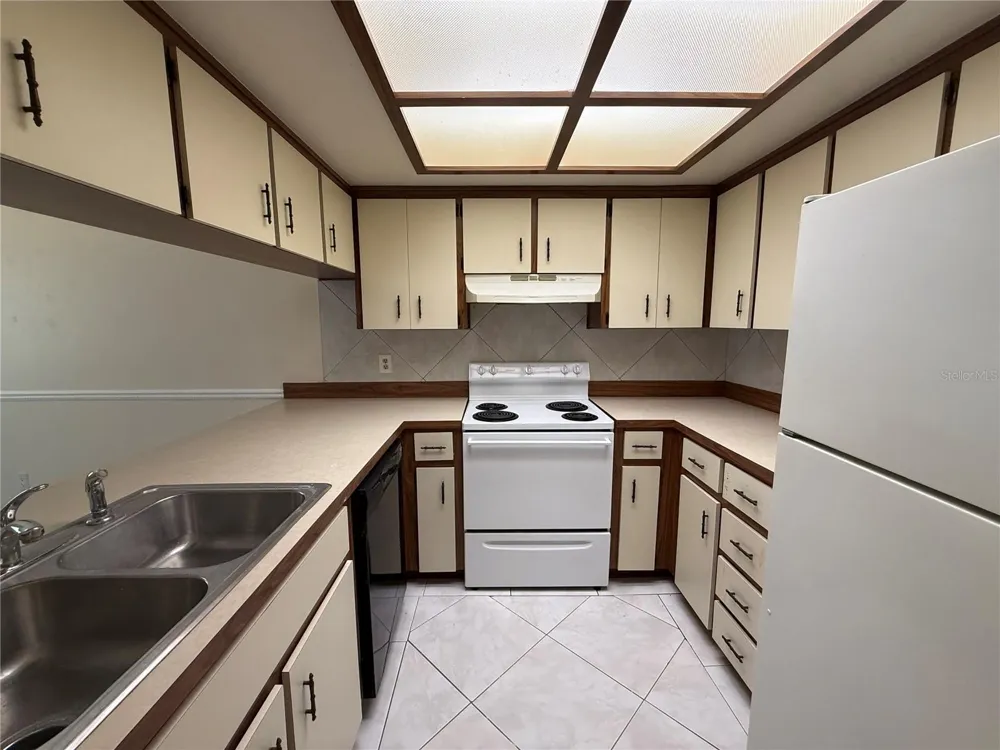 5130 70TH PLACE Pinellas Park, FL 33781