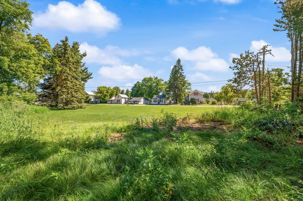 318 S 3rd Avenue Big Rapids, MI 49307