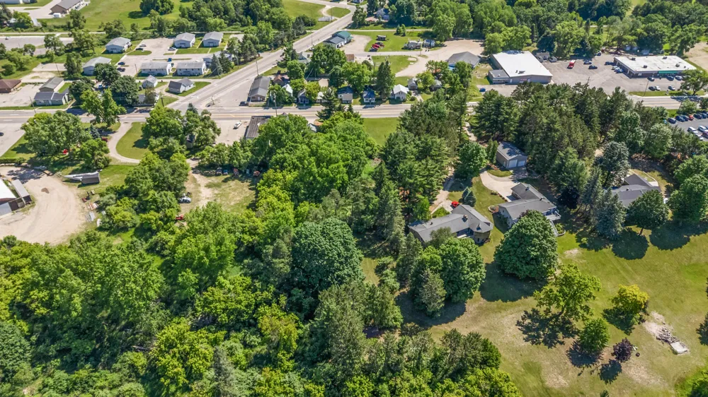 318 S 3rd Avenue Big Rapids, MI 49307