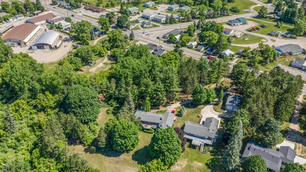 318 S 3rd Avenue Big Rapids, MI 49307