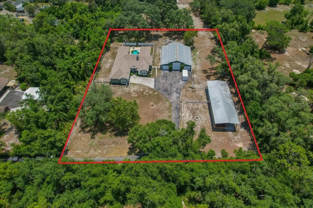 7014 JONES ROAD Odessa, FL 33556