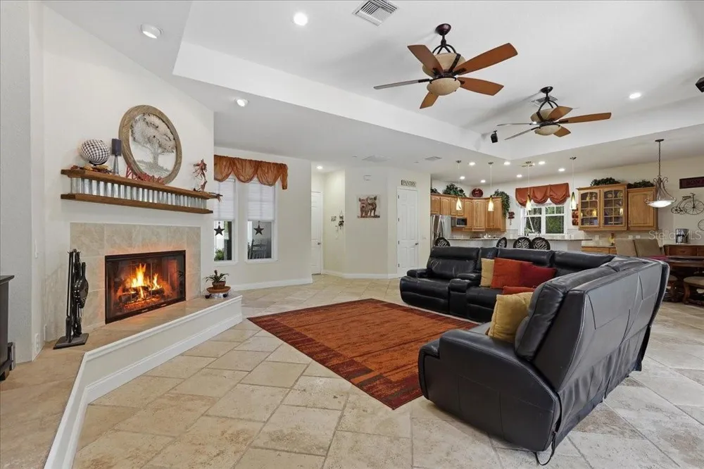 7014 JONES ROAD Odessa, FL 33556