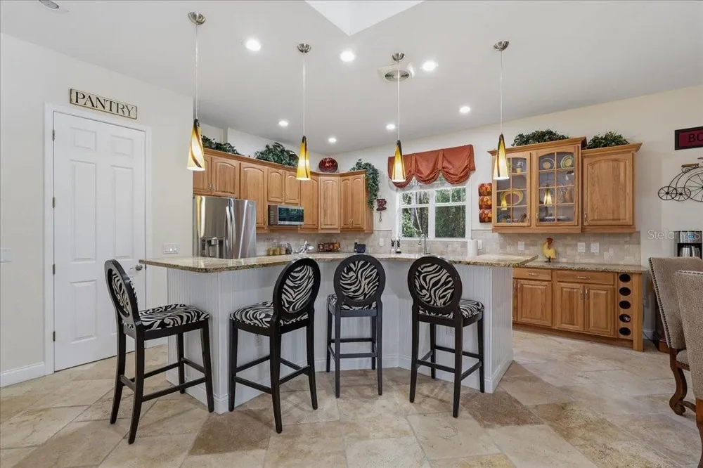 7014 JONES ROAD Odessa, FL 33556