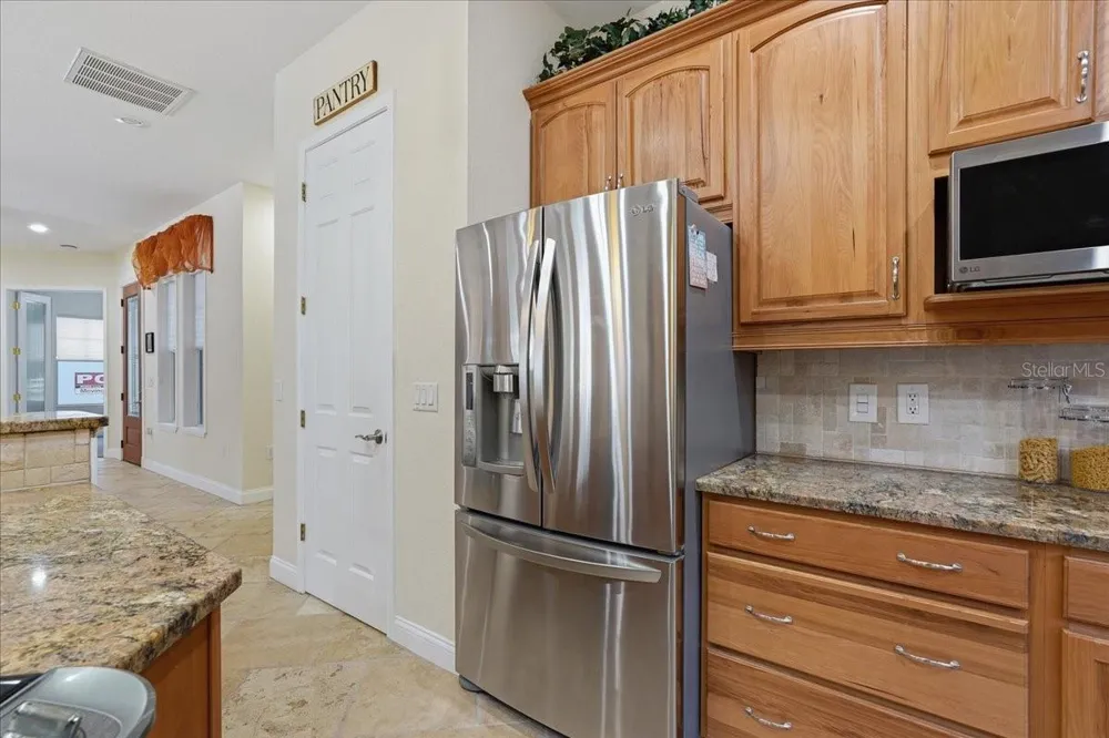 7014 JONES ROAD Odessa, FL 33556