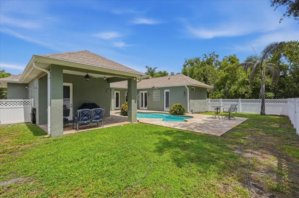 7014 JONES ROAD Odessa, FL 33556
