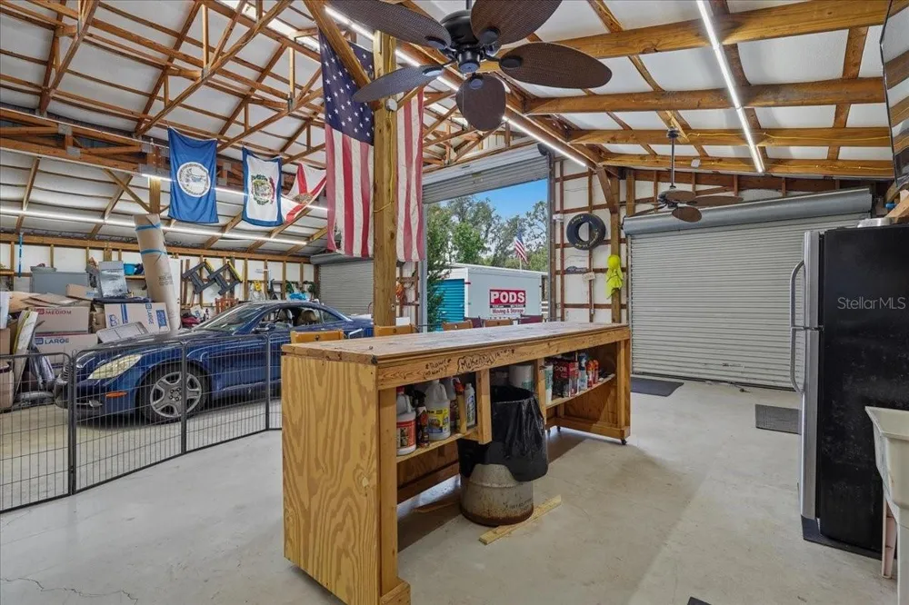 7014 JONES ROAD Odessa, FL 33556