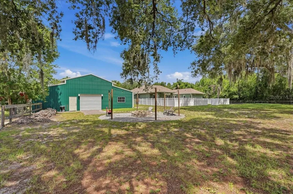 7014 JONES ROAD Odessa, FL 33556