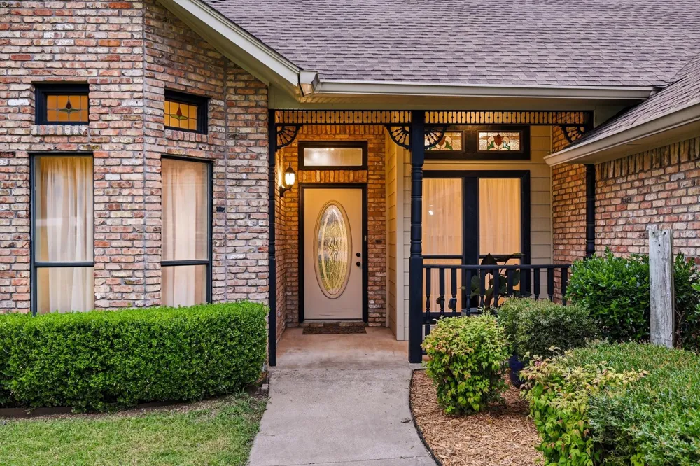 4111 Cimmaron Trail De Cordova, TX 76049