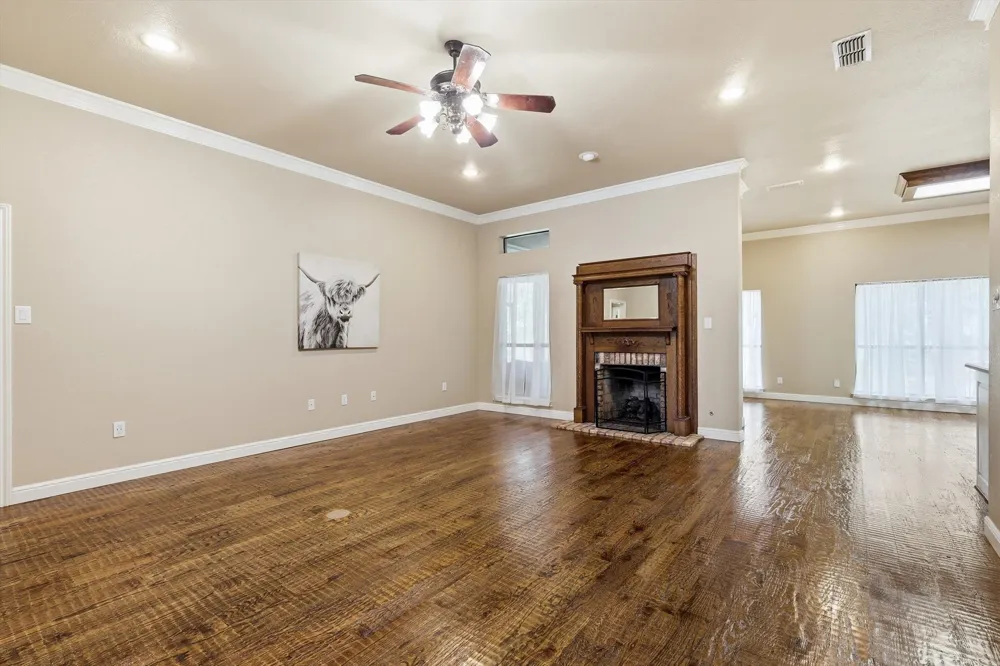 4111 Cimmaron Trail De Cordova, TX 76049