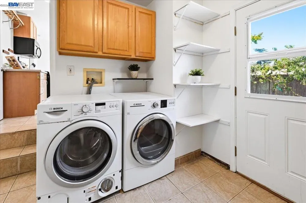 4231 Somerset Ave Castro Valley, CA 94546