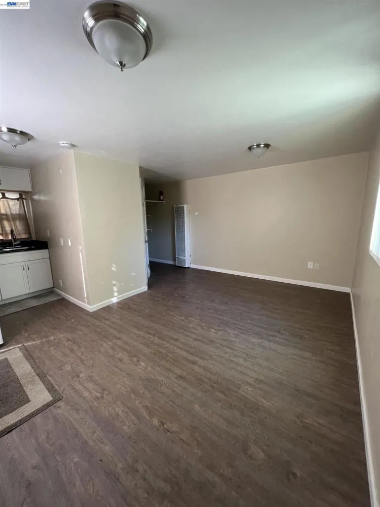 4231 Somerset Ave Castro Valley, CA 94546