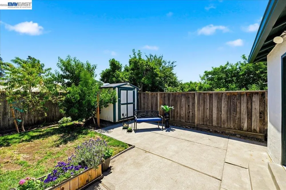 4231 Somerset Ave Castro Valley, CA 94546