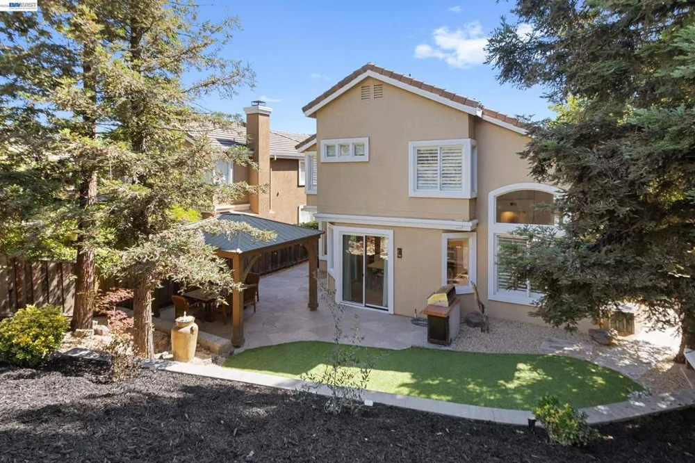 377 Squirrel Ridge Way Danville, CA 94506