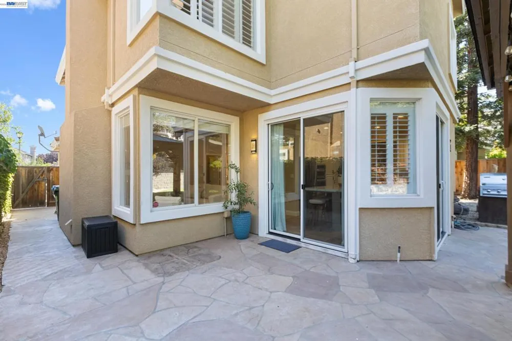 377 Squirrel Ridge Way Danville, CA 94506