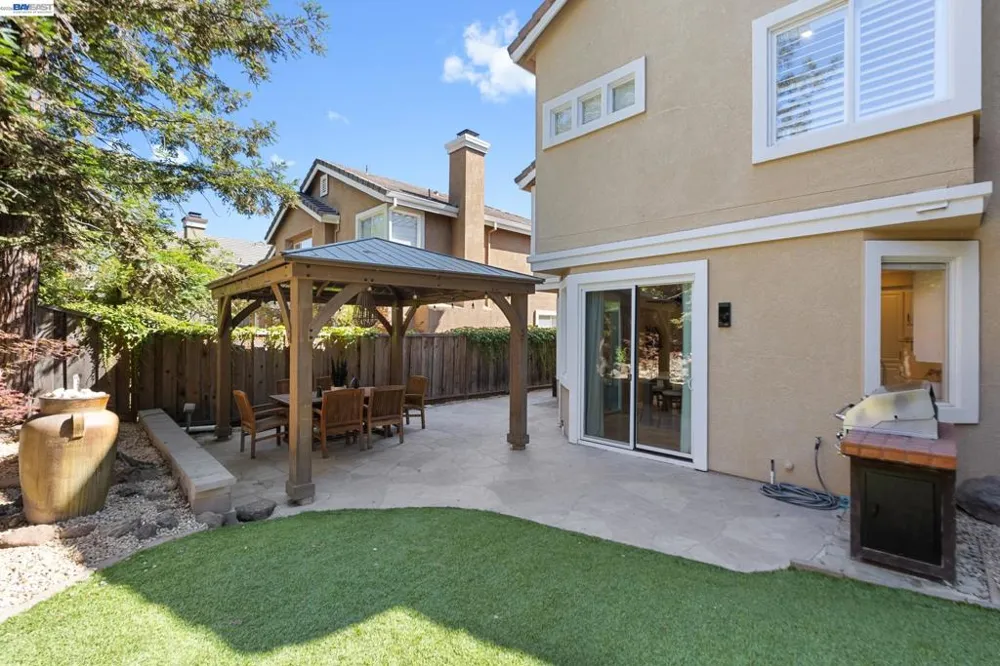 377 Squirrel Ridge Way Danville, CA 94506