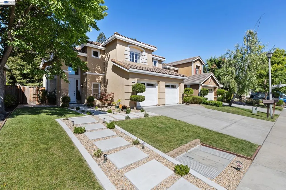 377 Squirrel Ridge Way Danville, CA 94506