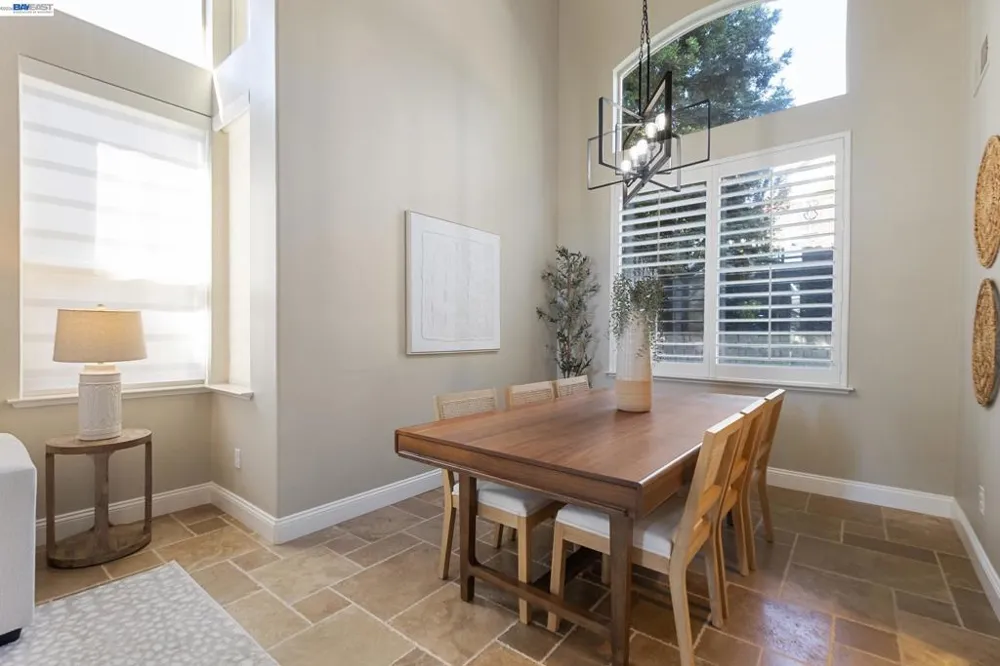 377 Squirrel Ridge Way Danville, CA 94506