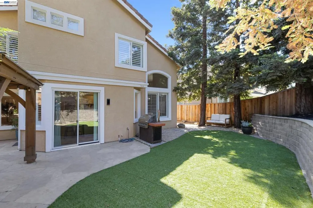 377 Squirrel Ridge Way Danville, CA 94506