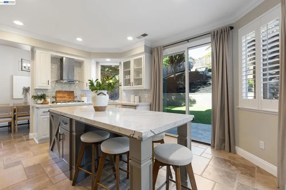 377 Squirrel Ridge Way Danville, CA 94506