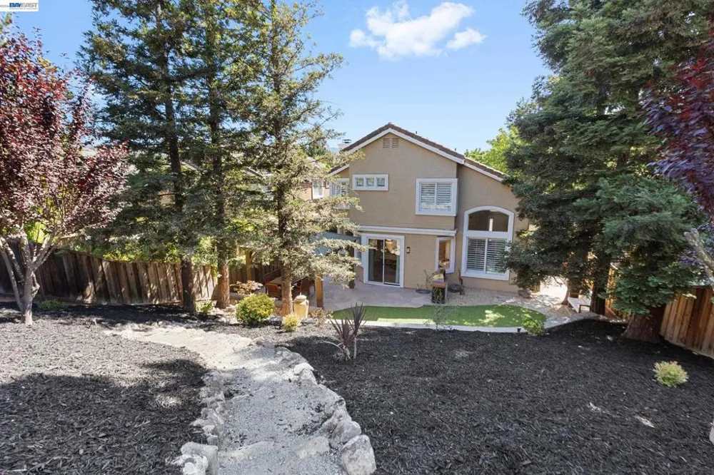377 Squirrel Ridge Way Danville, CA 94506