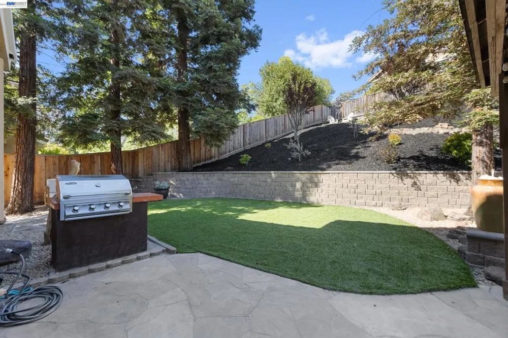 377 Squirrel Ridge Way Danville, CA 94506