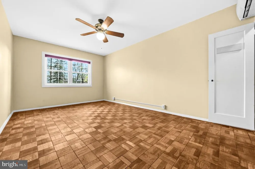 1615 MOUNT EAGLE PLACE Alexandria, VA 22302