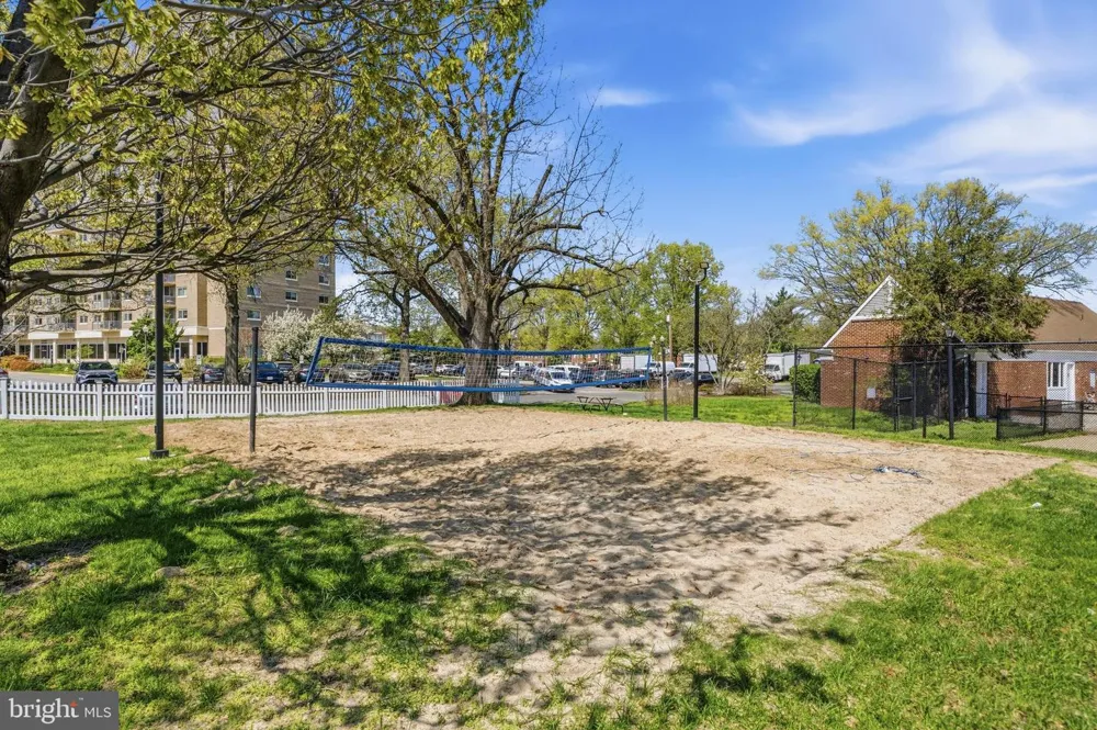 1615 MOUNT EAGLE PLACE Alexandria, VA 22302