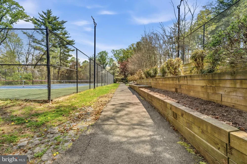 1615 MOUNT EAGLE PLACE Alexandria, VA 22302