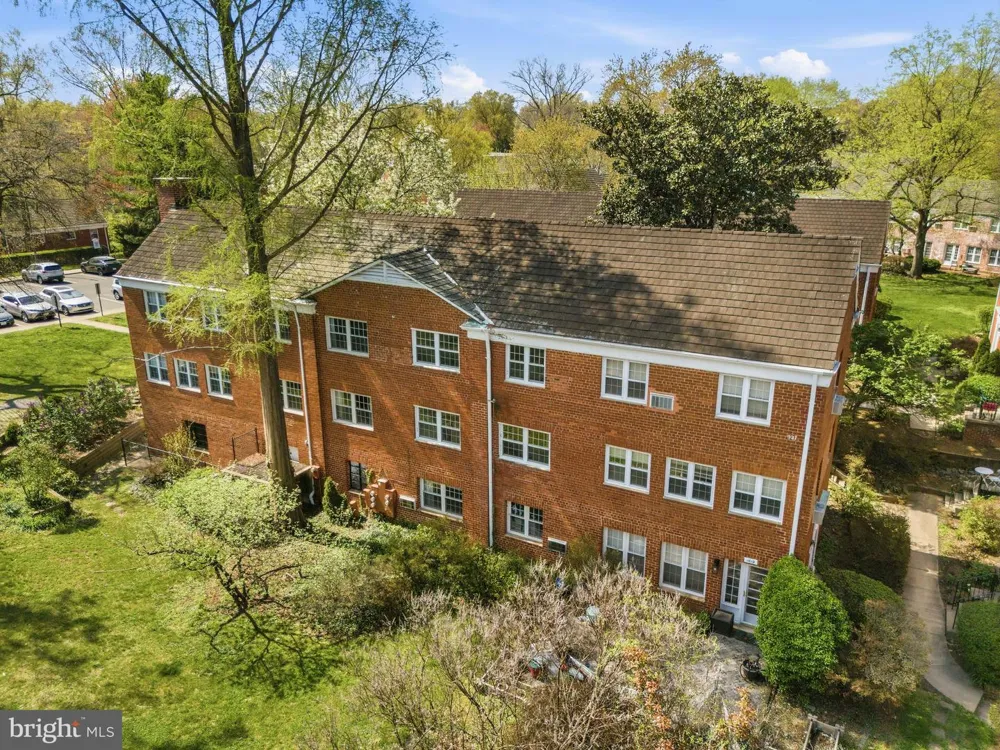 1615 MOUNT EAGLE PLACE Alexandria, VA 22302