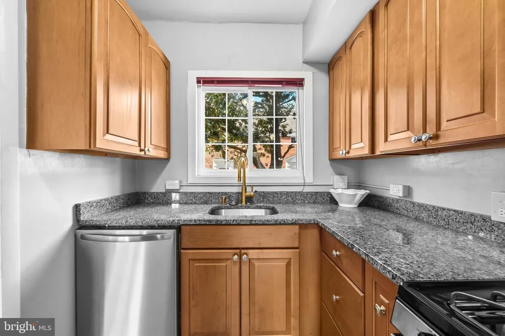 1615 MOUNT EAGLE PLACE Alexandria, VA 22302