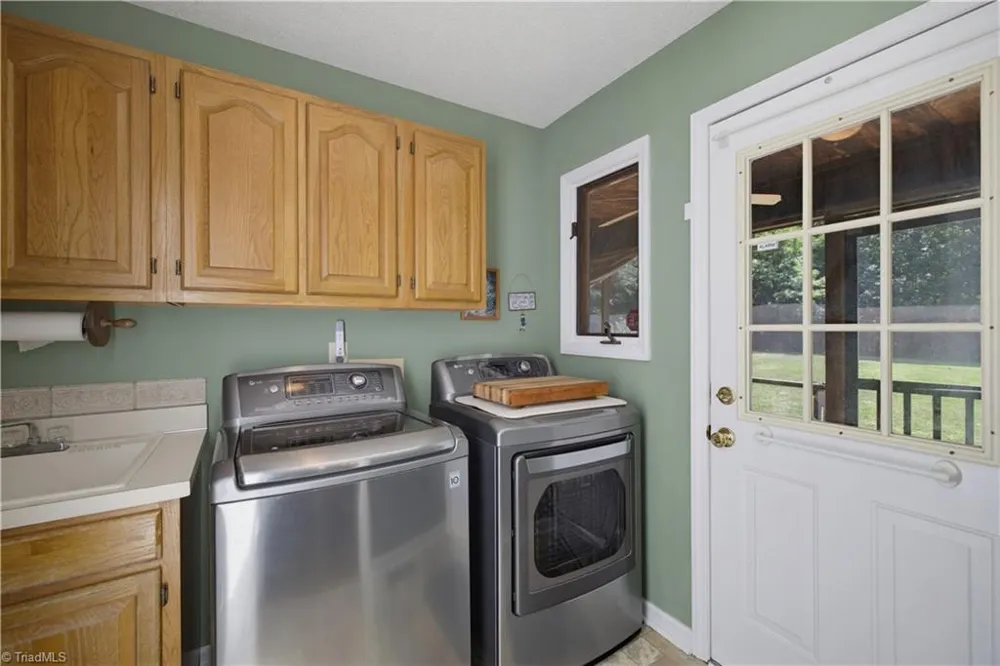 3505 Ivey Lane Trinity, NC 27370
