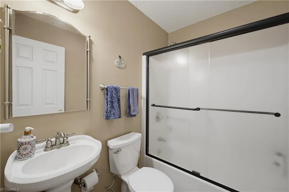 3505 Ivey Lane Trinity, NC 27370