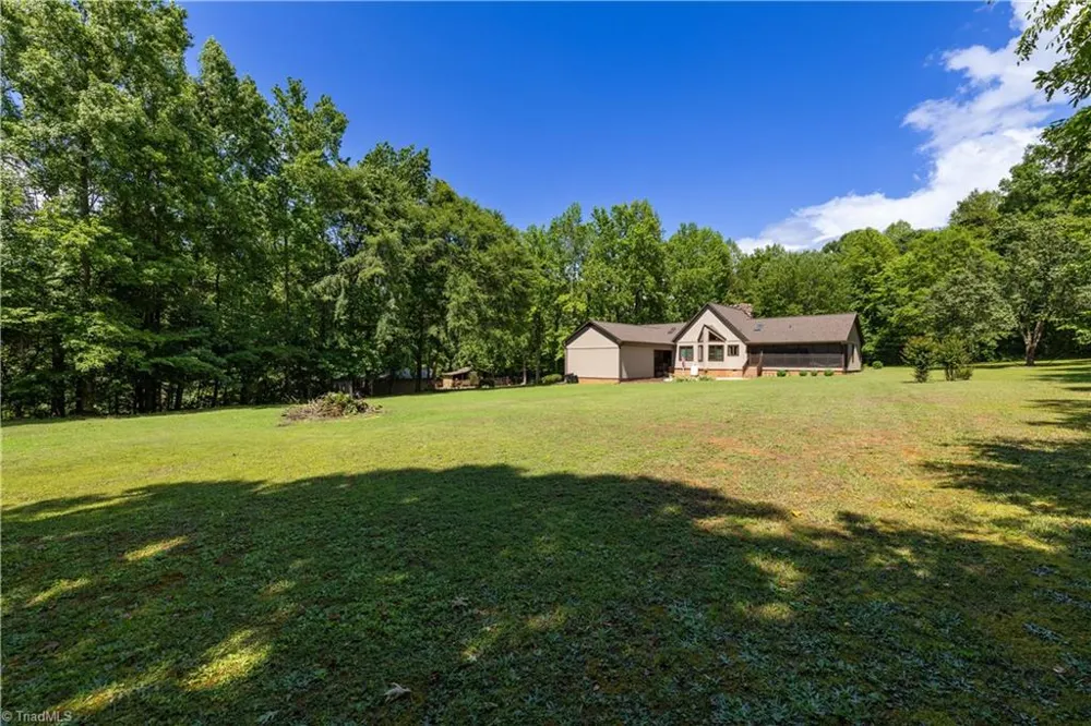 3505 Ivey Lane Trinity, NC 27370