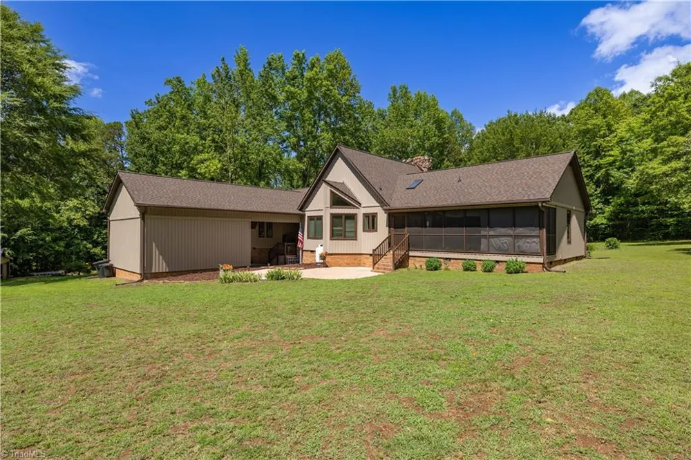 3505 Ivey Lane Trinity, NC 27370