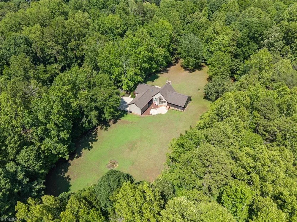 3505 Ivey Lane Trinity, NC 27370