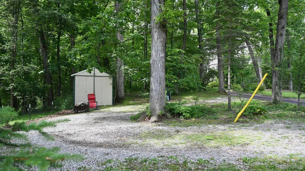 3057 Hillside Drive Milford Charter Township, MI 48380
