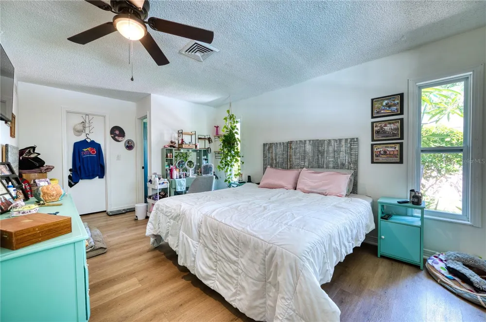 4108 PRESCOTT STREET Sarasota, FL 34232