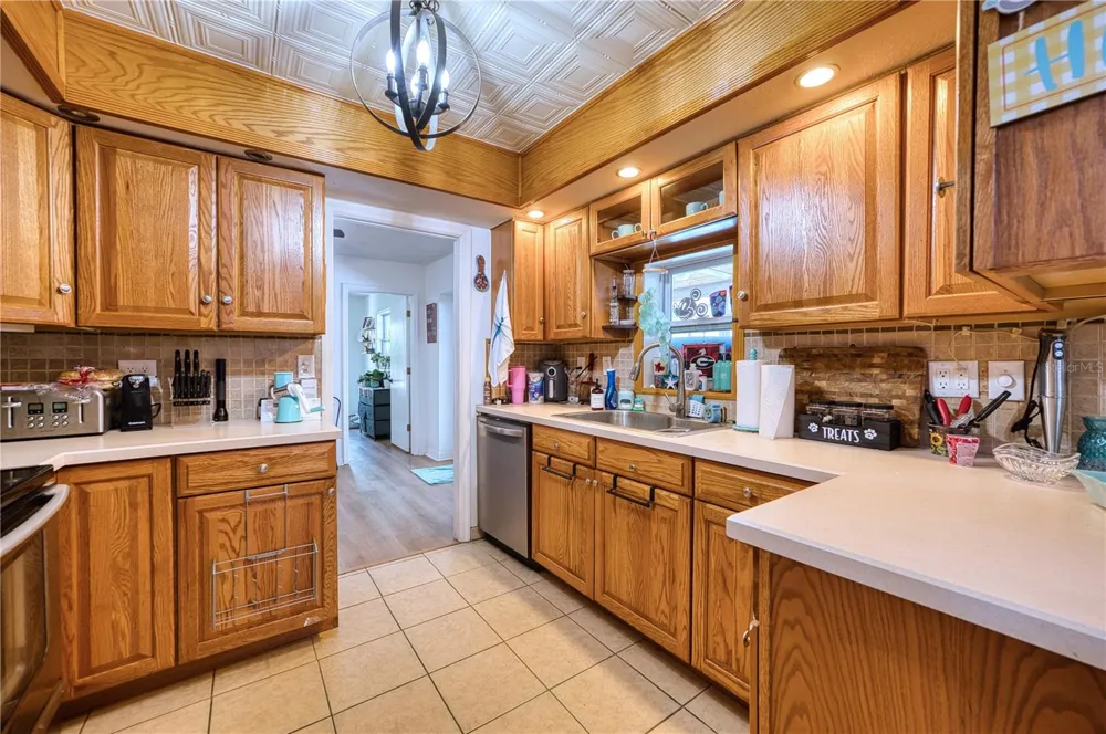 4108 PRESCOTT STREET Sarasota, FL 34232
