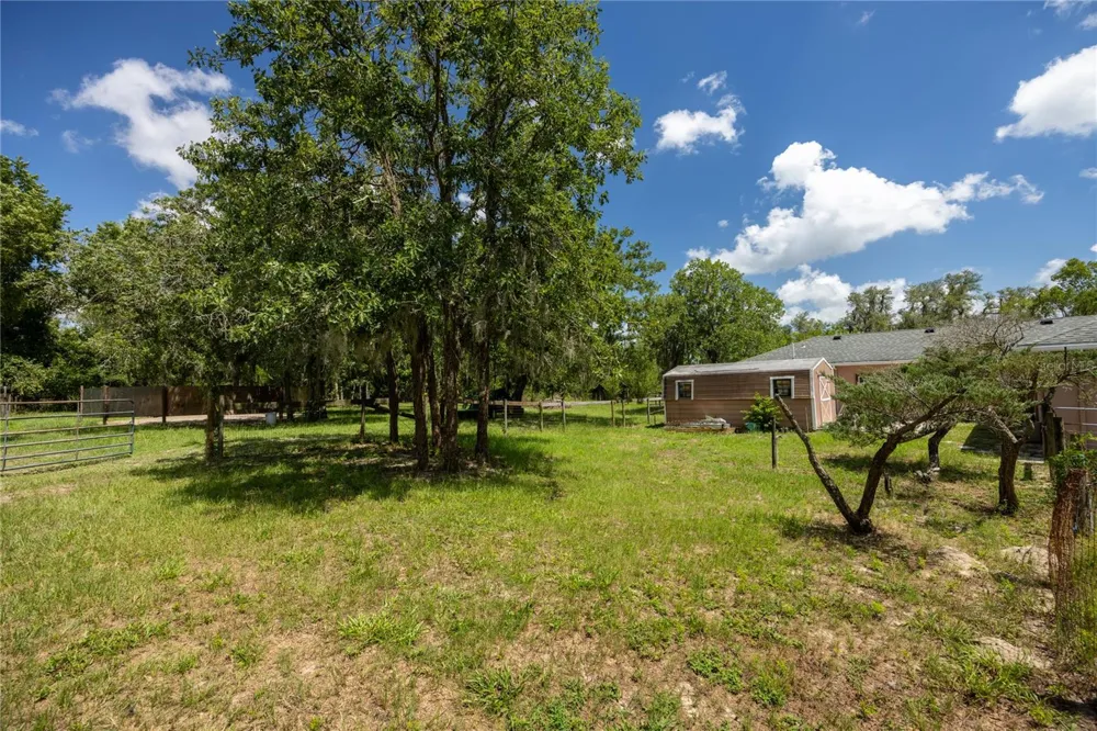11751 SE 16TH LANE Morriston, FL 32668